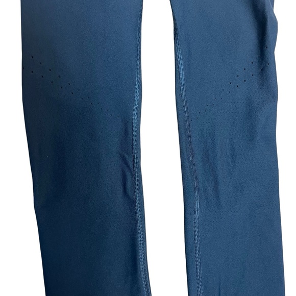 Lululemon Zoned In Tight 27" In Night Diver Size 4 - Picture 6 of 13